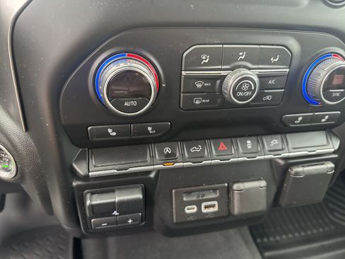 Used 2019 Chevrolet Silverado 1500 LT w/ All-Star Edition image 27