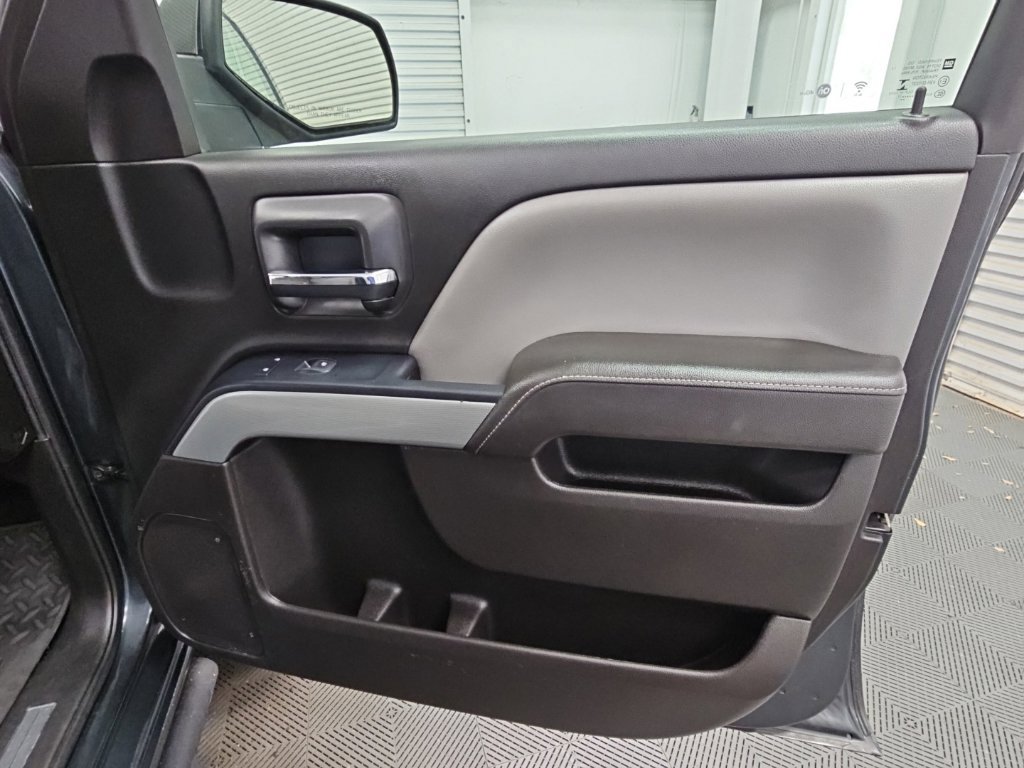 Used 2017 Chevrolet Silverado 1500 LT w/ All Star Edition AWD/4WD image 36