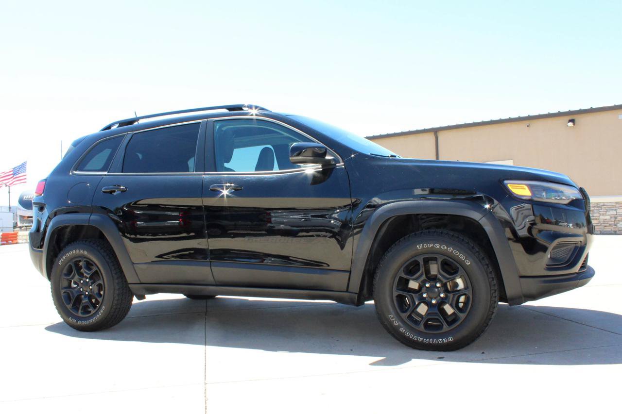 Used 2022 Jeep Cherokee Latitude w/ Sun & Sound Group AWD/4WD image 60