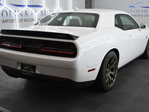Used 2016 Dodge Challenger SRT Hellcat image 4