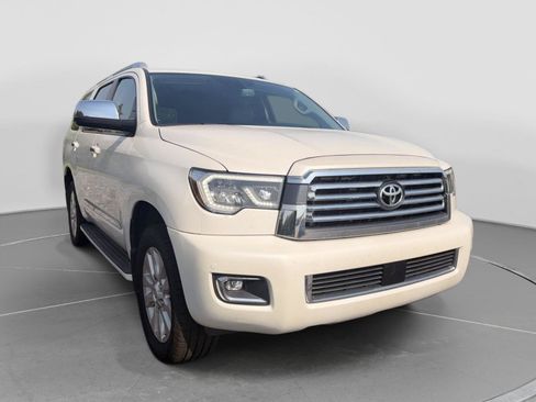 Used 2021 Toyota Sequoia Platinum RWD image 7