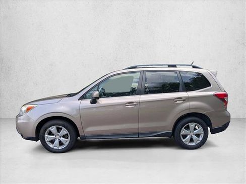 Used 2015 Subaru Forester 2.5i Limited AWD/4WD image 6