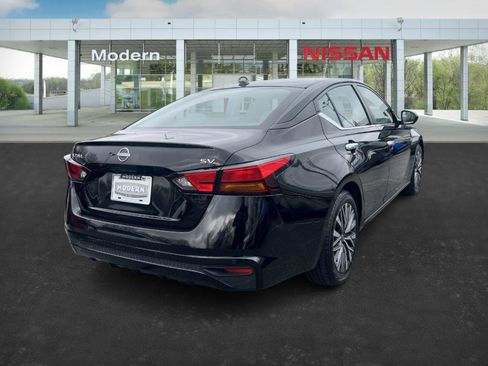 Certified 2023 Nissan Altima 2.5 SV image 5