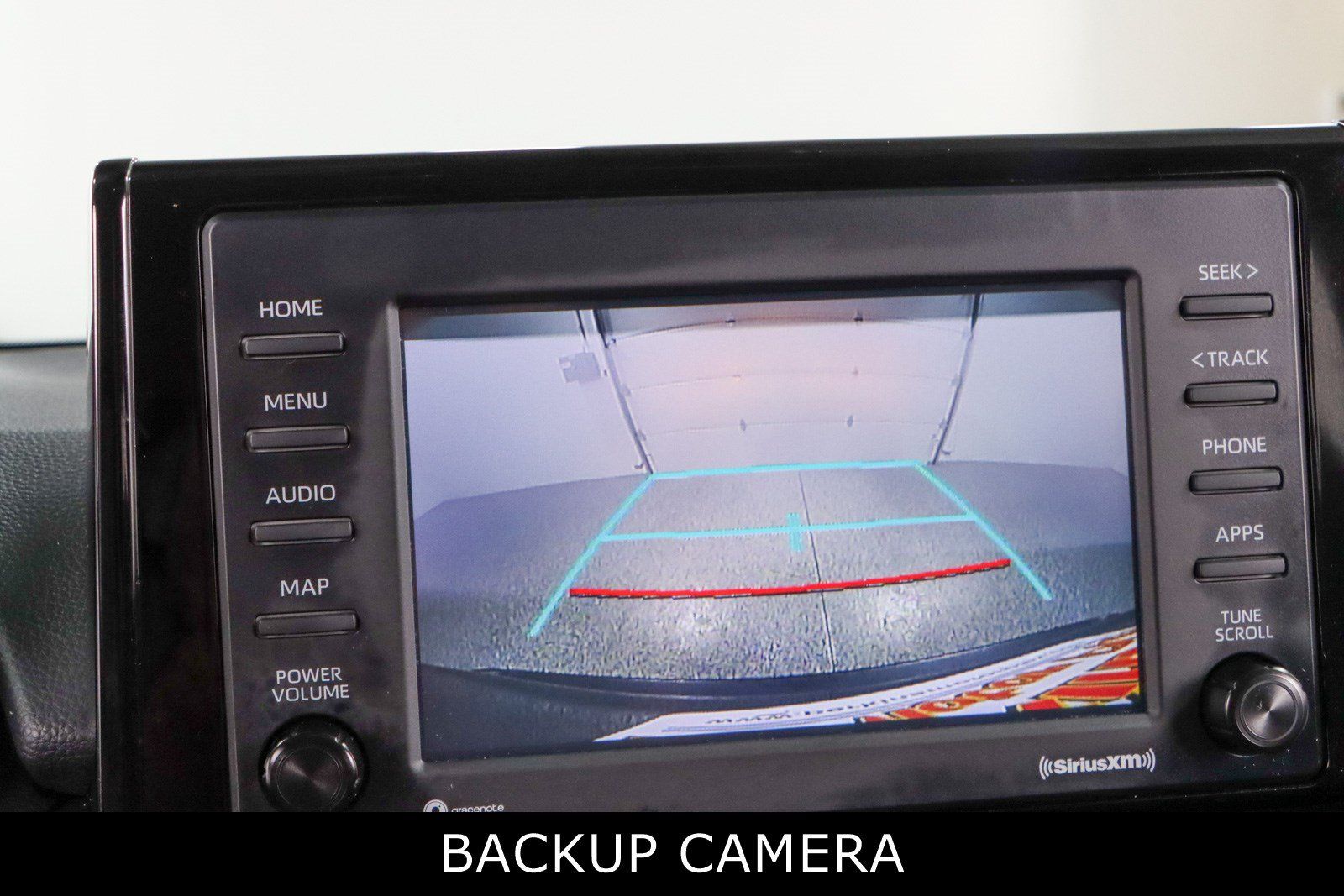 Used 2022 Toyota RAV4 LE AWD/4WD image 18
