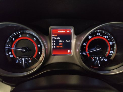 Used 2020 Dodge Journey SE w/ SE Popular Equipment Group FWD image 23