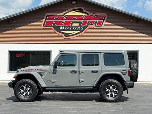 Used 2021 Jeep Wrangler Unlimited Rubicon w/ Dual Top Group AWD/4WD image 5