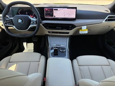 New 2026 BMW 330i xDrive Sedan w/ Premium Package AWD/4WD image 18