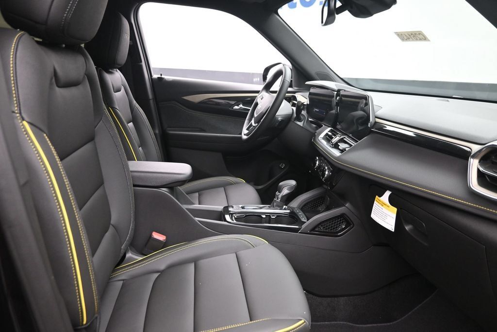 New 2026 Chevrolet TrailBlazer ACTIV w/ Convenience Package AWD/4WD image 9