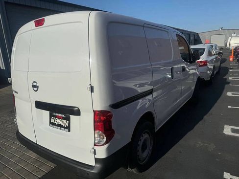Used 2019 Nissan NV200 S w/ Cruise Control Package FWD image 2