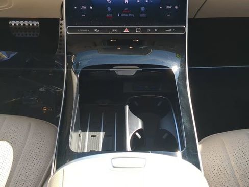 Used 2023 Mercedes-Benz S 500 4MATIC image 20