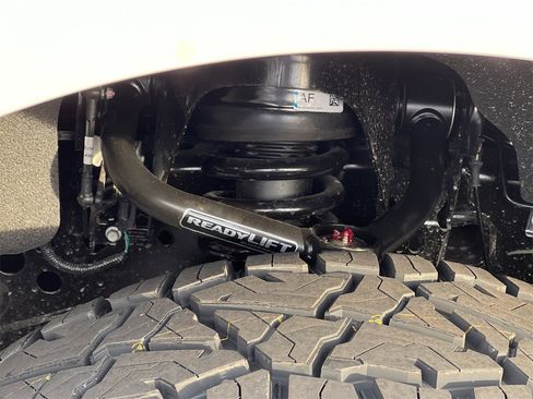 New 2025 Ford F150 Lariat w/ Equipment Group 502A High image 35