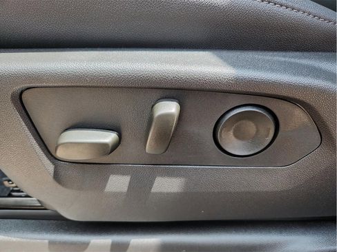 New 2025 GMC Sierra 2500 SLT w/ Texas SLT Premium Package image 14