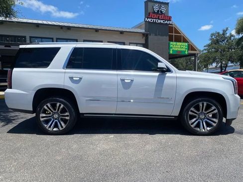Used 2019 GMC Yukon Denali w/ Denali Ultimate Package RWD image 6