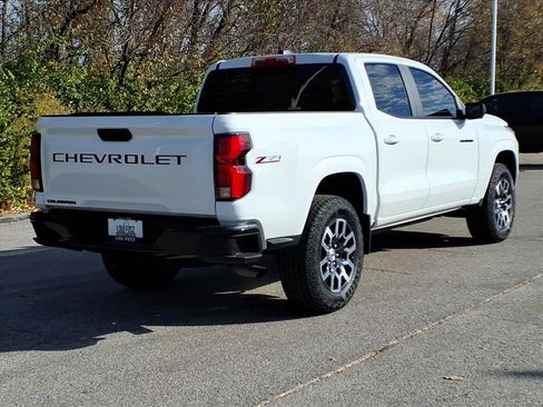 Used 2024 Chevrolet Colorado Z71 w/ Z71 Convenience Package 2 image 26