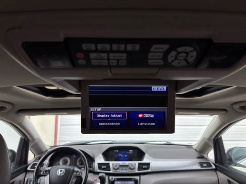 Used 2014 Honda Odyssey Touring image 19