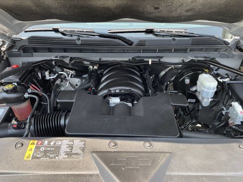 Used 2018 Chevrolet Silverado 1500 LT w/ All Star Edition image 9