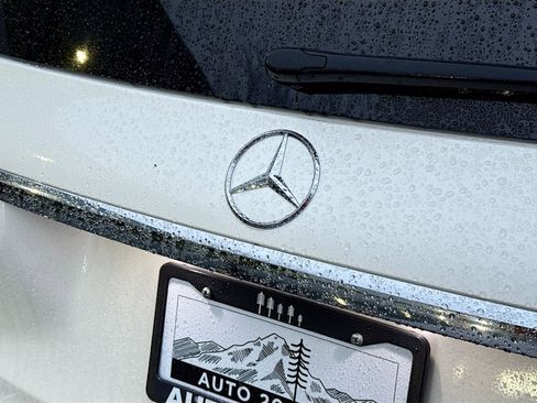 Used 2022 Mercedes-Benz GLS 450 4MATIC image 46