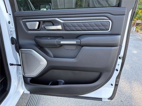 New 2026 RAM 1500 Tungsten w/ Trailer Tow Group AWD/4WD image 17