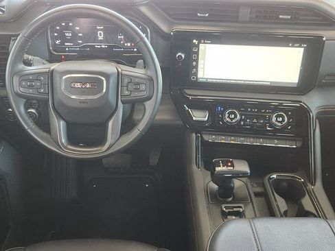 Used 2025 GMC Sierra 1500 AT4 w/ AT4 Premium Package AWD/4WD image 27