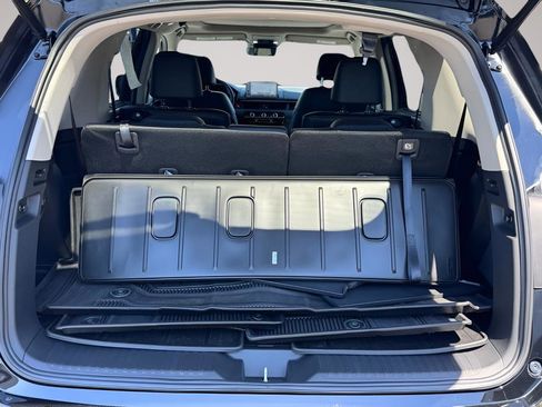 Used 2025 Honda Pilot Touring image 21