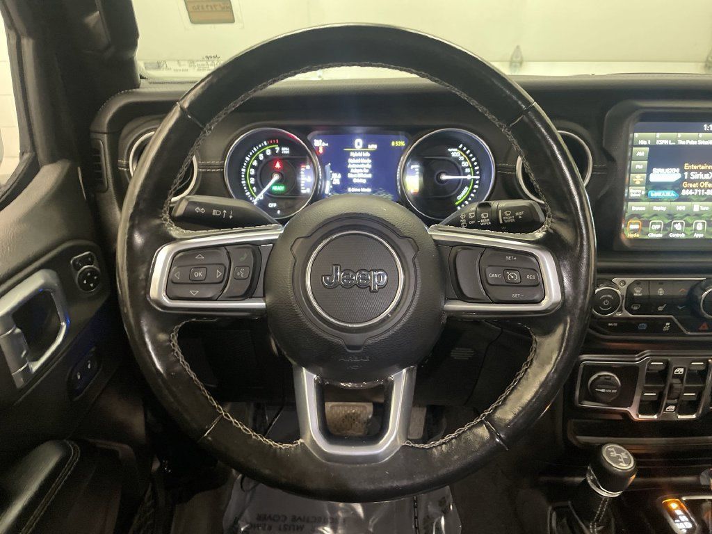 Used 2021 Jeep Wrangler Unlimited Sahara w/ Cold Weather Group AWD/4WD image 5