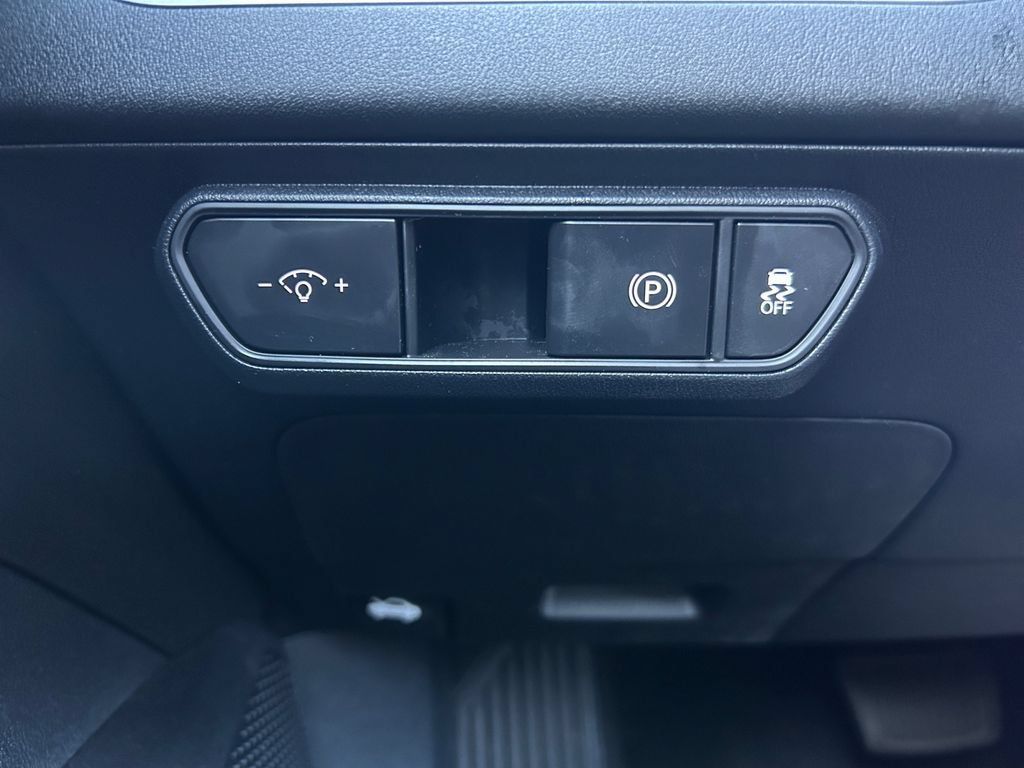 Used 2025 Kia K4 FWD image 27