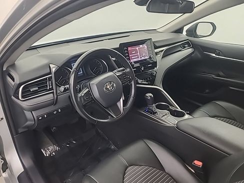 Used 2024 Toyota Camry SE FWD image 24