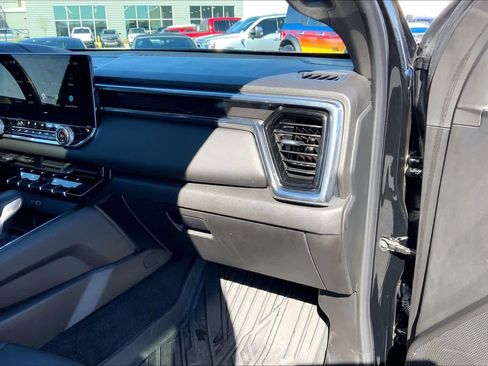 Used 2024 GMC Canyon Elevation w/ Elevation Premium Package image 19