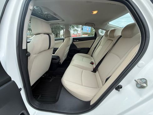 Used 2017 Honda Civic EX image 11