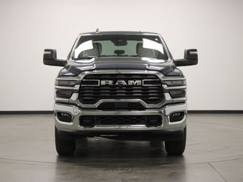 Used 2026 RAM 2500 Big Horn AWD/4WD image 3