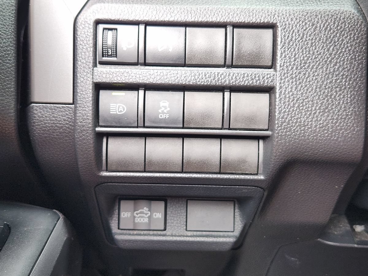 Used 2024 Toyota Tacoma TRD Sport AWD/4WD image 42