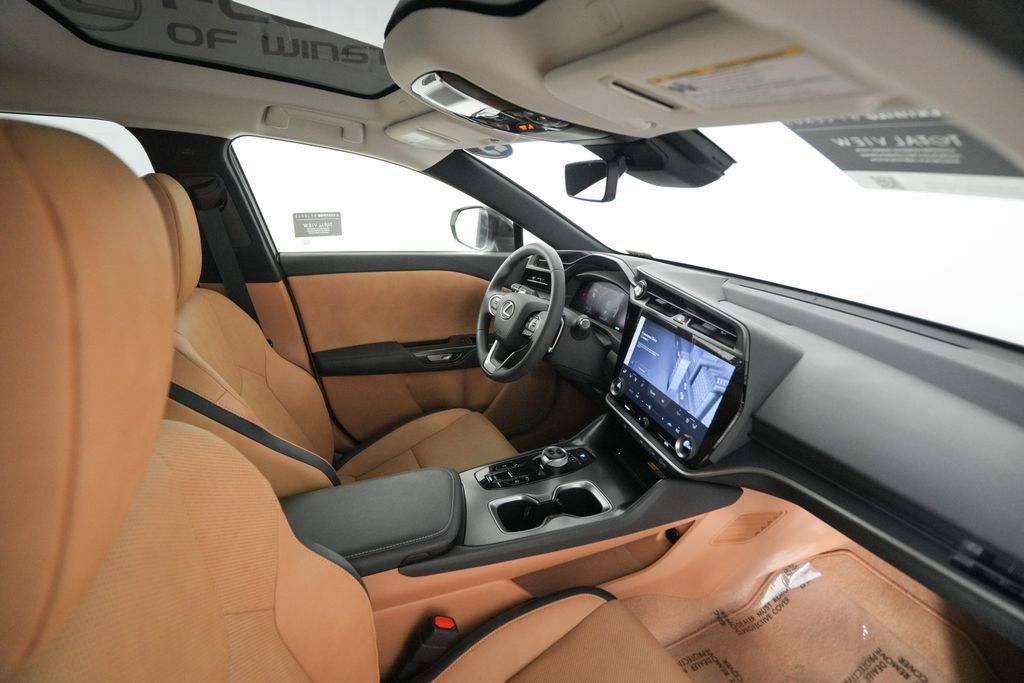 Certified 2025 Lexus RZ 300e w/ Accessory Package (2T) FWD image 20