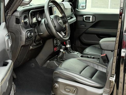 Used 2024 Jeep Wrangler Unlimited Rubicon 392 image 7