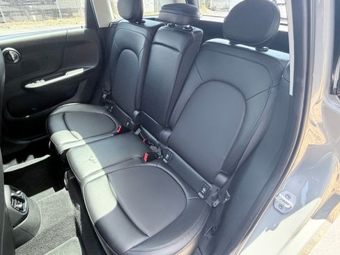 Used 2018 MINI Cooper Countryman FWD image 8