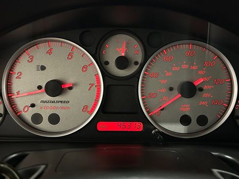 Used 2004 MAZDA MX-5 Miata MAZDASPEED w/ Grand Touring Pkg image 12