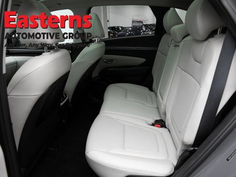 Used 2024 Hyundai Tucson Limited AWD/4WD image 24