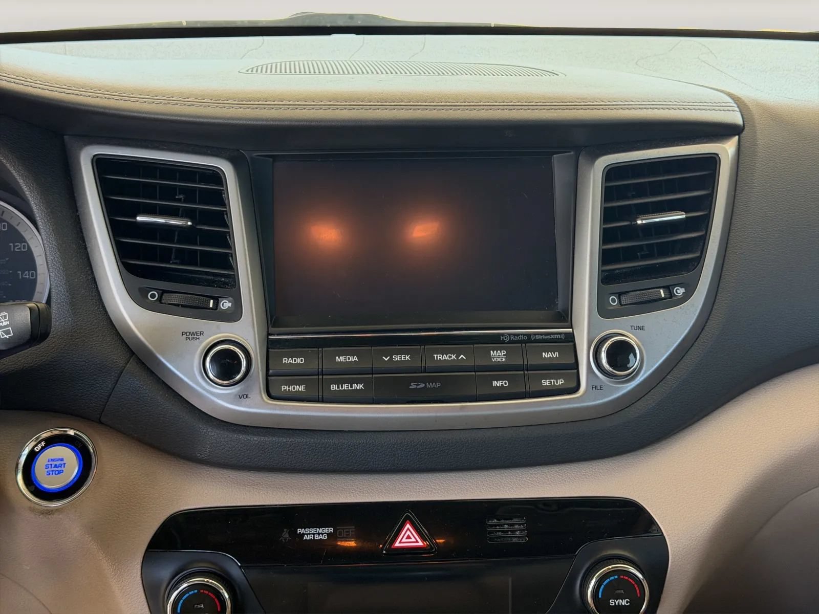 Used 2016 Hyundai Tucson Limited FWD image 16