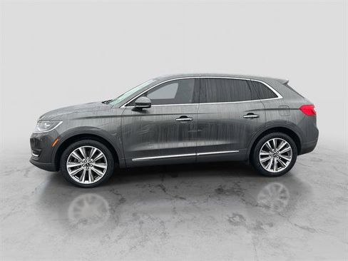 Used 2017 Lincoln MKX Reserve w/ Lincoln MKX Climate Package image 4