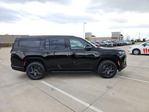 New 2026 Jeep Grand Wagoneer 4WD image 7