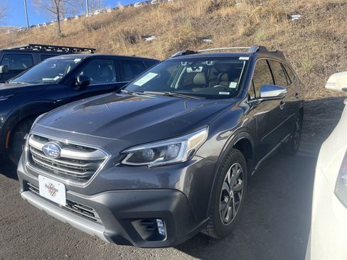 Used 2020 Subaru Outback Touring XT image 2