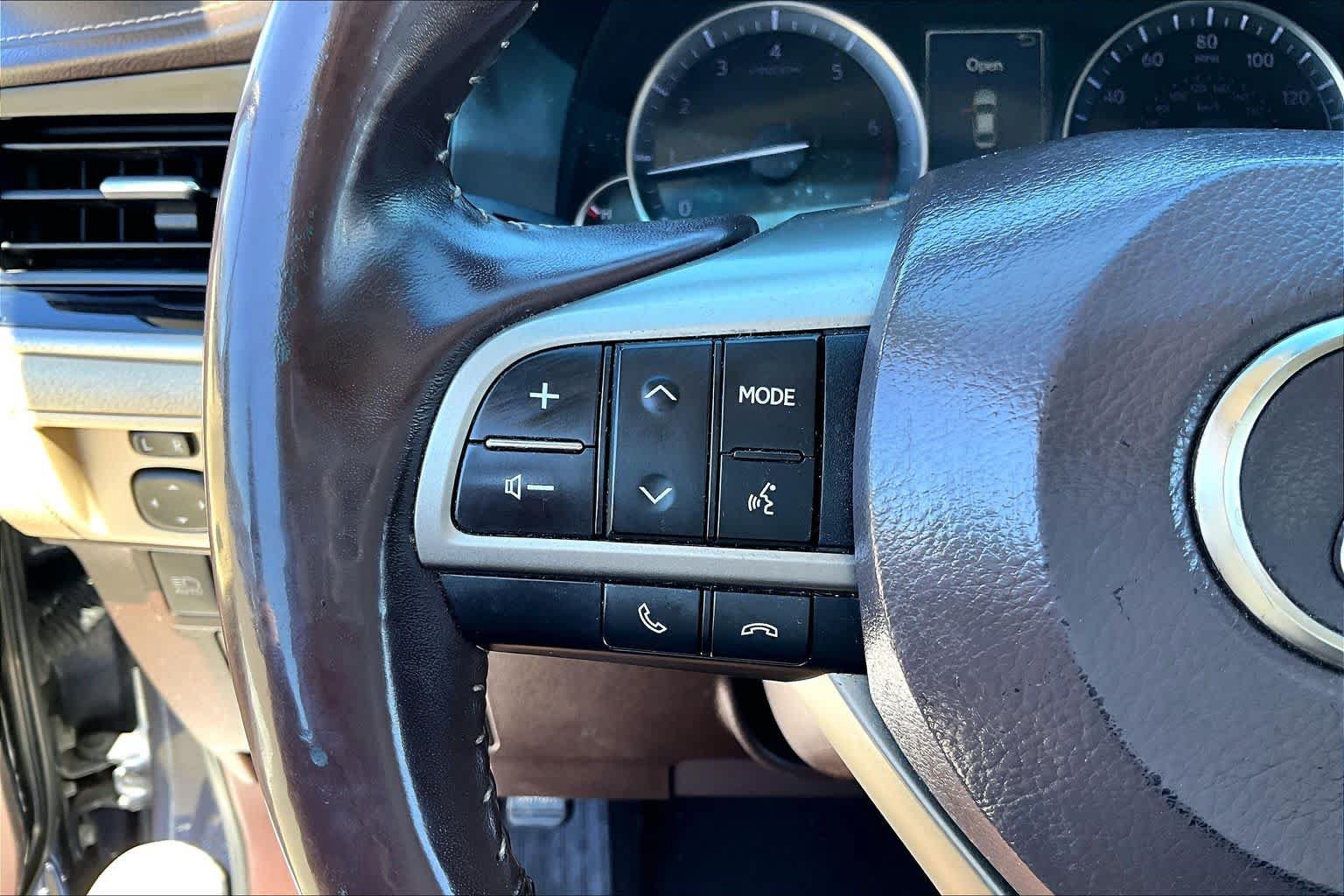 Used 2018 Lexus ES 350 F Sport w/ Accessory Package 2 FWD image 21