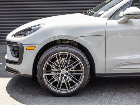 Certified 2026 Porsche Macan S AWD/4WD image 23