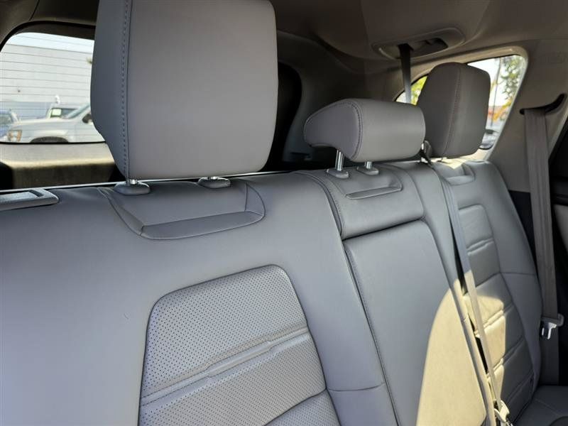 Used 2017 Honda CR-V EX-L image 9