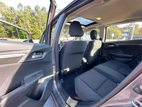 Used 2015 Honda Fit EX image 17