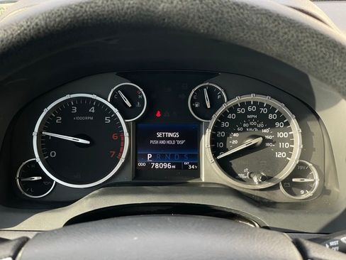 Used 2016 Toyota Tundra SR5 image 13