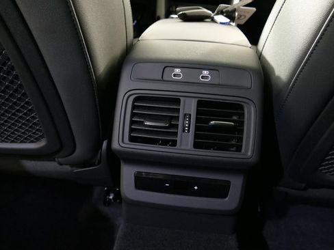 Used 2025 Audi Q5 Premium w/ Convenience Package AWD/4WD image 29