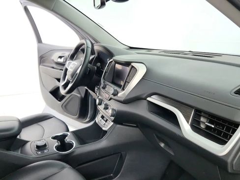 Used 2023 GMC Terrain SLT image 55