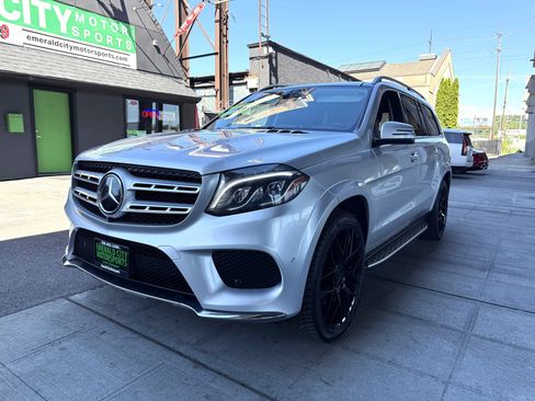 Used 2017 Mercedes-Benz GLS 550 4MATIC image 1