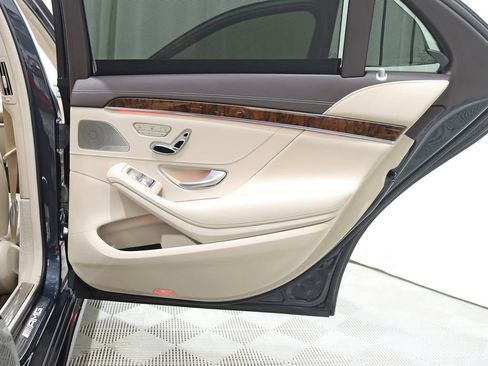 Used 2015 Mercedes-Benz S 63 AMG 4MATIC Sedan image 44