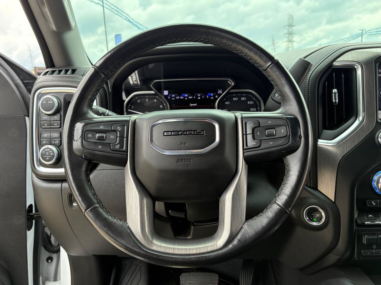 Used 2020 GMC Sierra 1500 Denali w/ Denali Ultimate Package AWD/4WD image 18